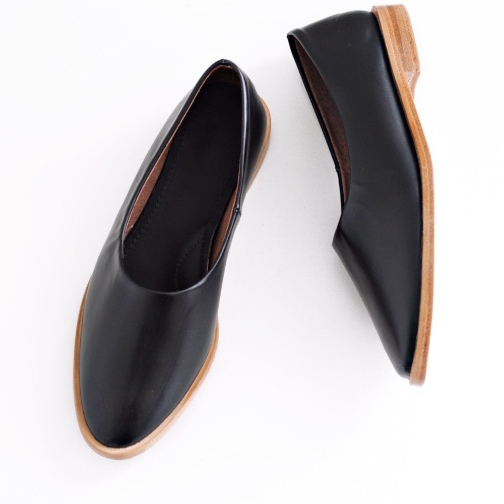 Osborn Vintage Y2K Black Leather Almond Toe Slip On Flats Women's Size 7.5